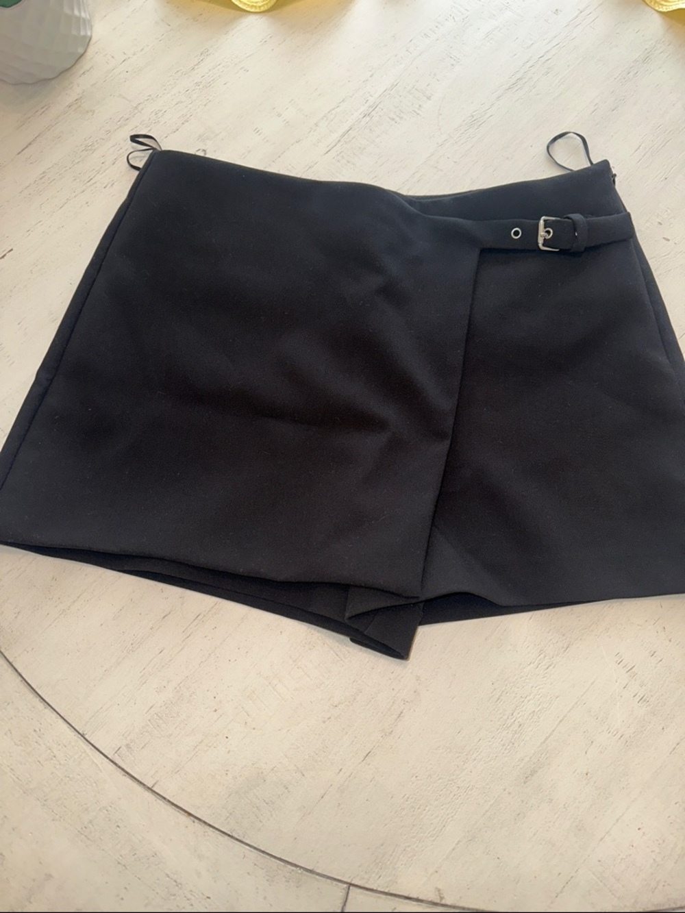 Zara Black Wrap-Style Skort with Buckle Detail